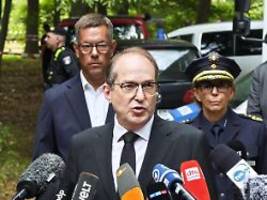 Täter nutzte auch Machete: Dobrindt stuft Bluttat als islamistischen Terroranschlag ein